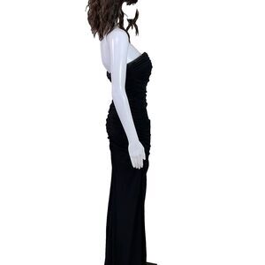 Badgley Mischka Gown Jeweled Neckline Formal Maxi  size 6 Black Rushing